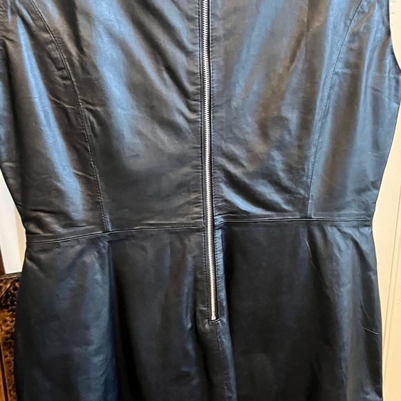 NEIMAN MARCUS NWOT AUTHENTIC GENUINE BLK LEATHER CAP SLEEVES SOFT DRESS - Picture 10 of 16